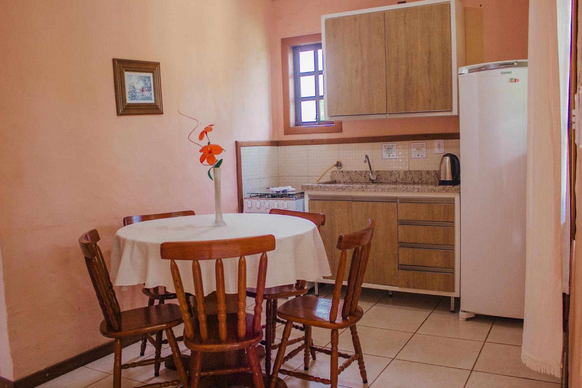 Mares Do Santinho Inn